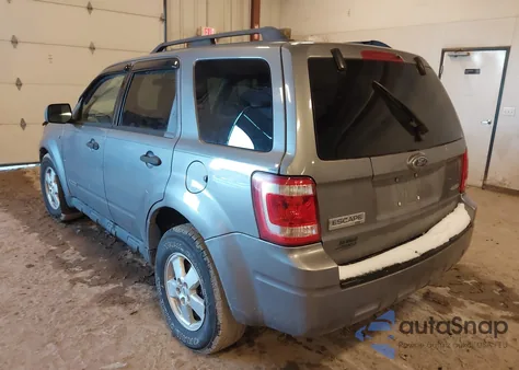 2008 Ford Escape Xlt из США, поврежденный, VIN 1FMCU93148KA44704